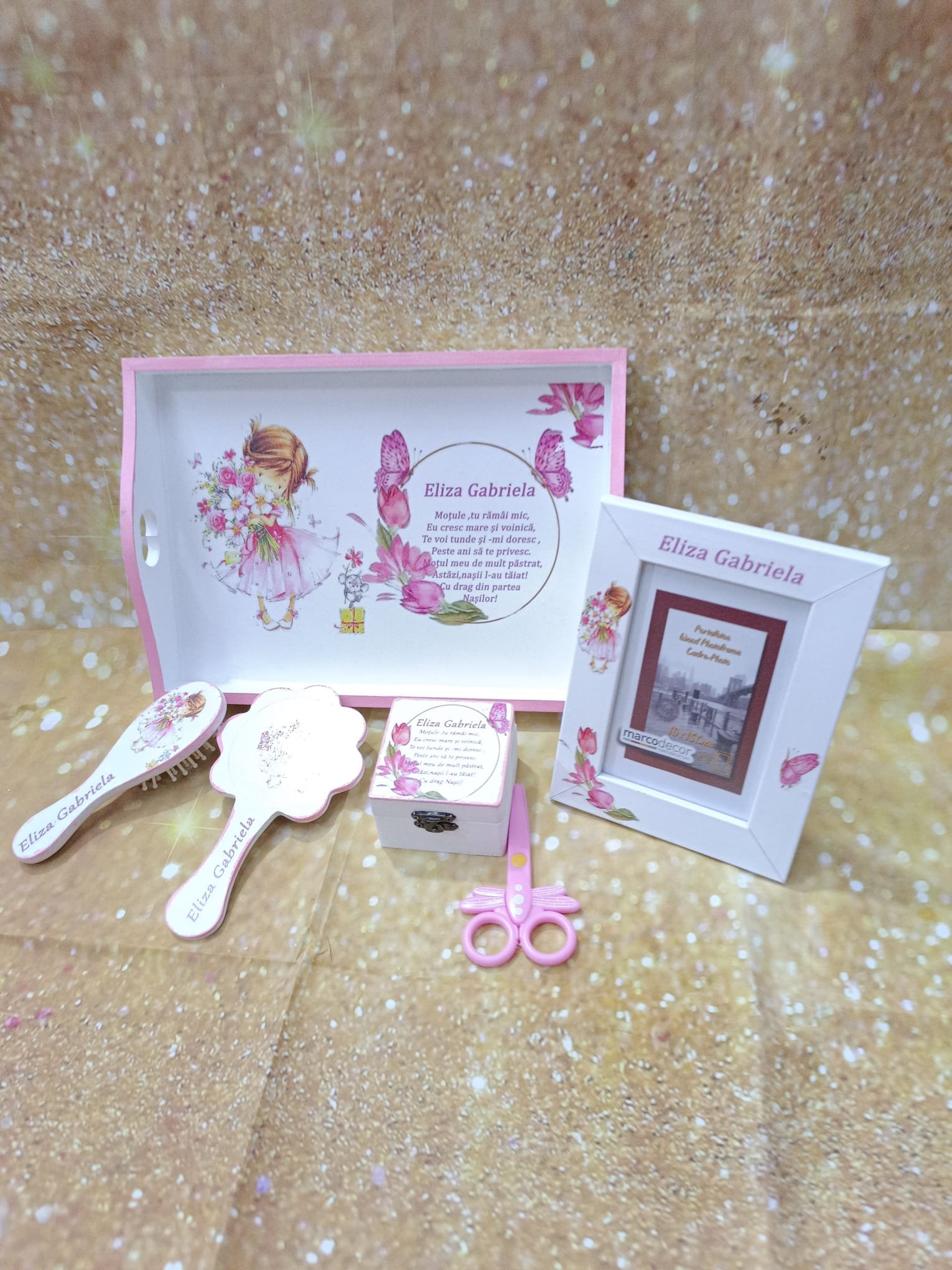 Tăvița moț fetita